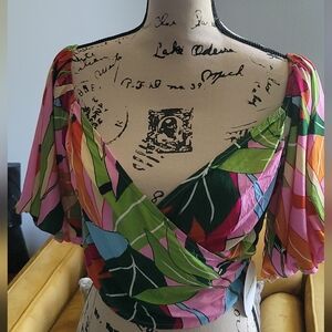Floral Crop Top w/ Puff Sleeves (NWT)